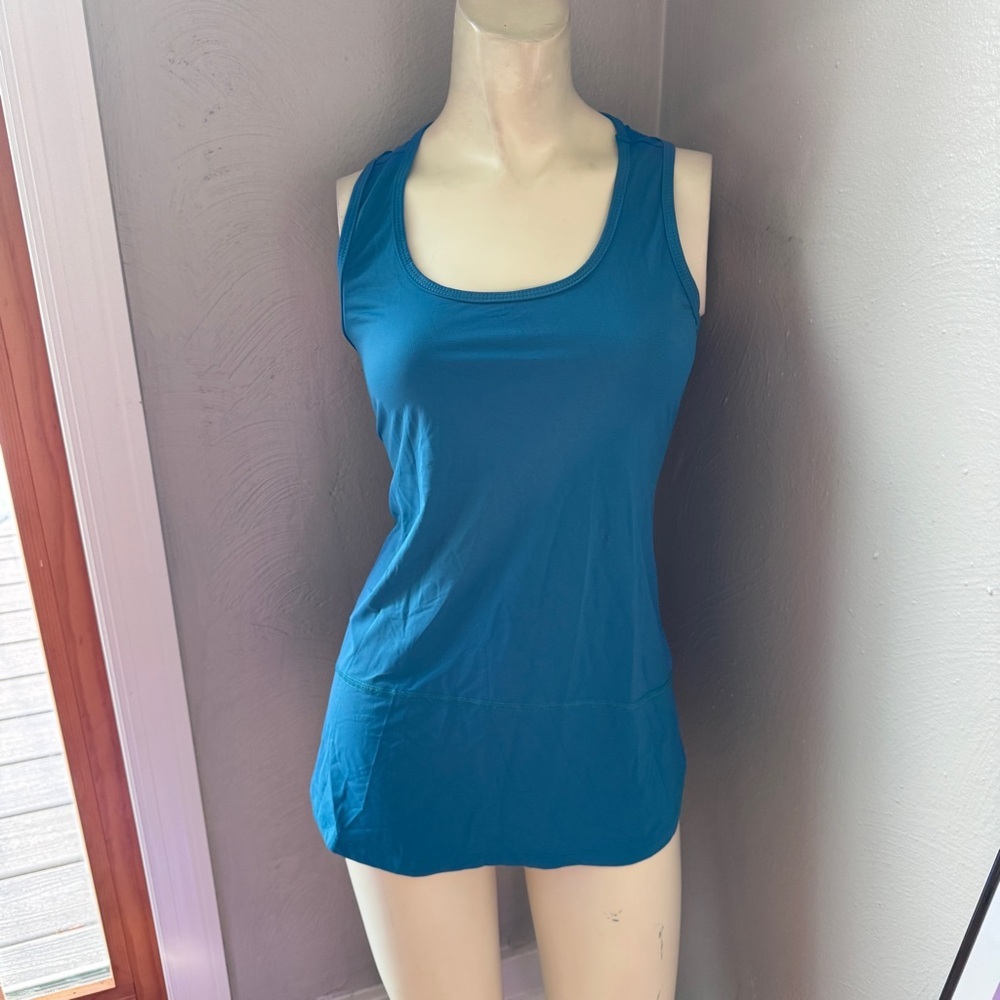 Donajo racer back blue tank top size medium